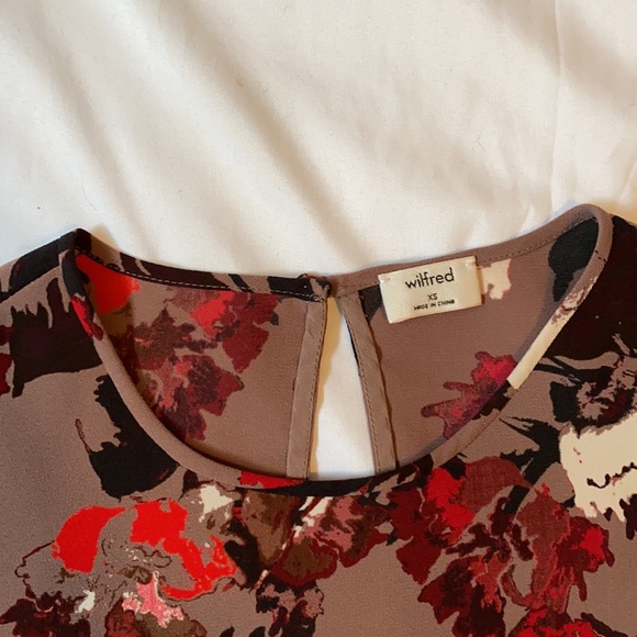 ARITZIA | Babaton Fraser Blouse | XS - Picture 5 of 5